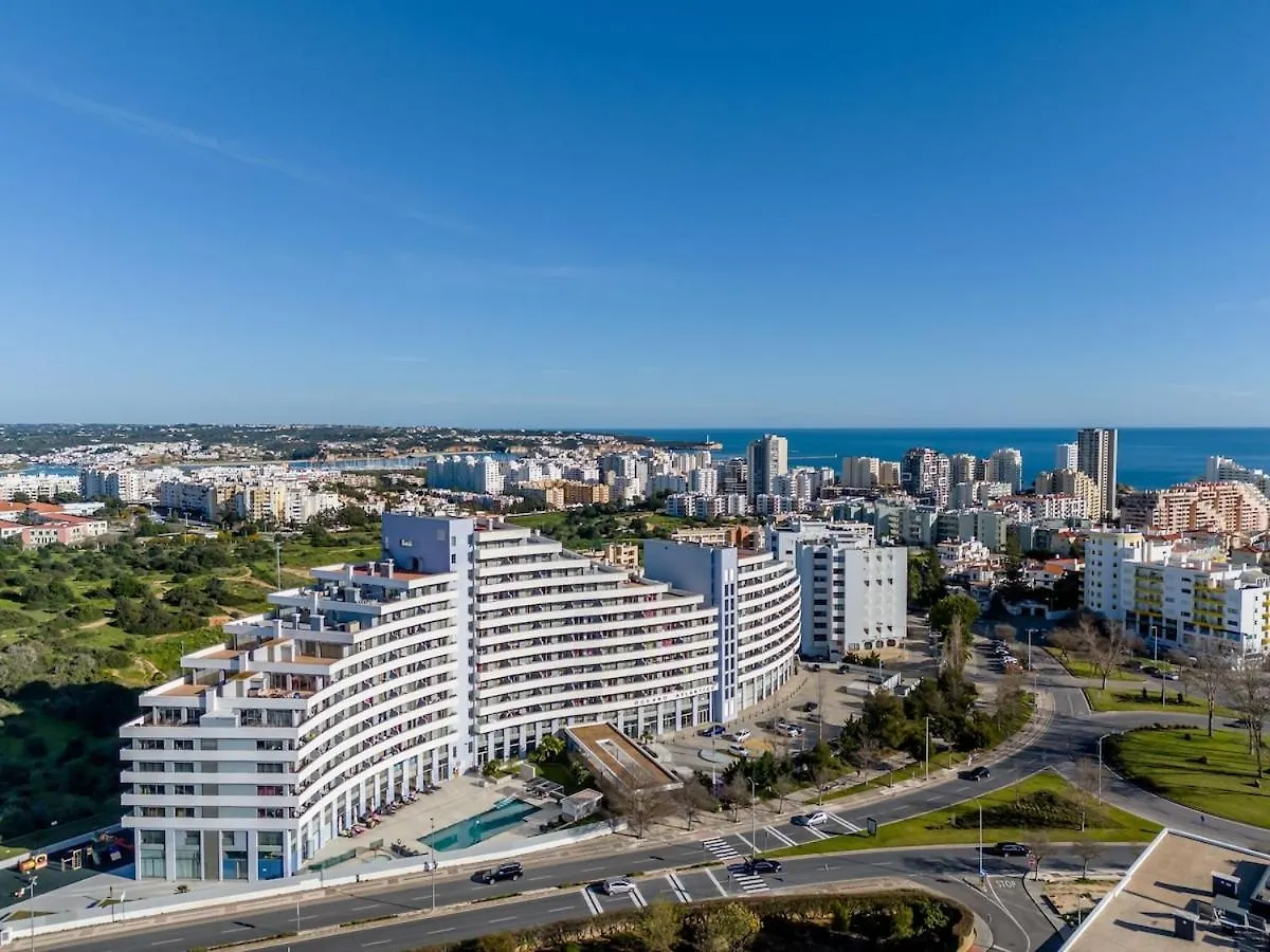 Algarve Retreat, Beautiful One Bed Apartment At Oa Portimao